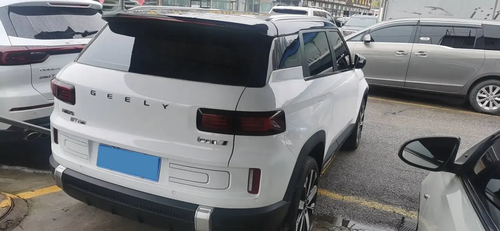 2023 GEELY ICON thumbnail 4