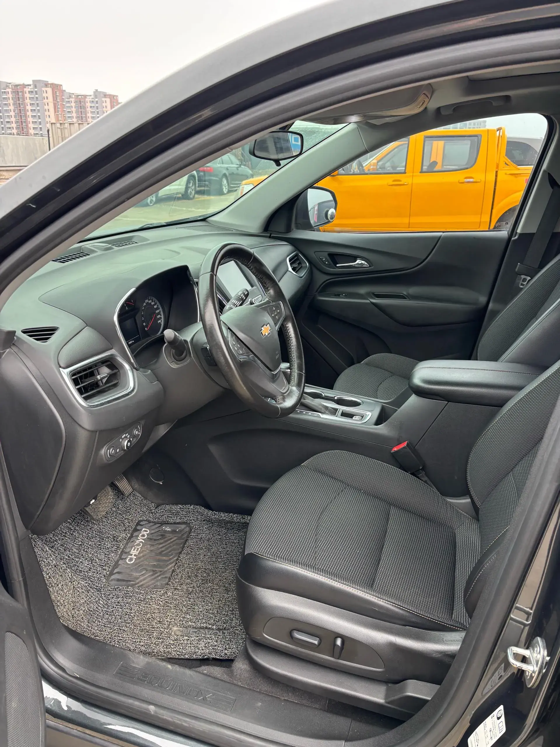 2018 CHEVROLET EQUINOX thumbnail 4