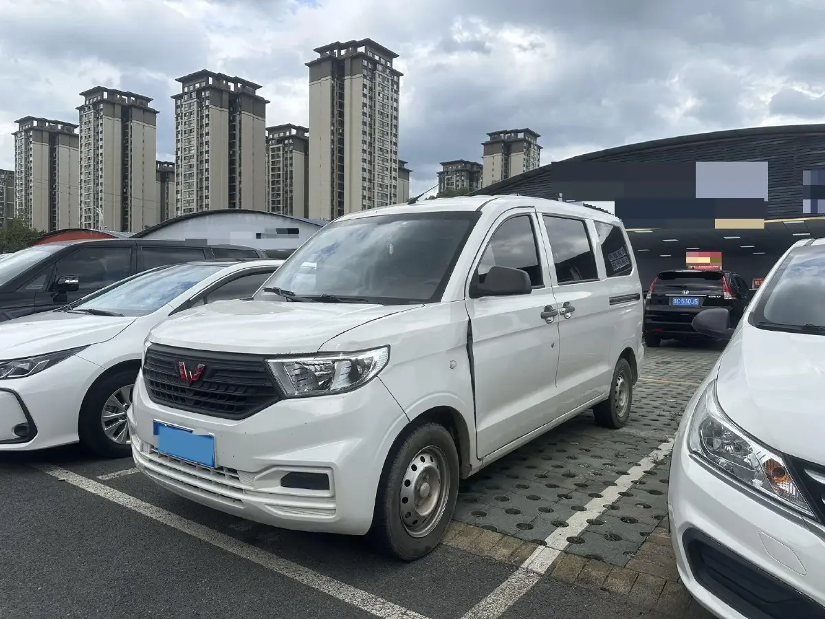 2019 WuLing HongGuang V 1.5L 105HP L4 5MT