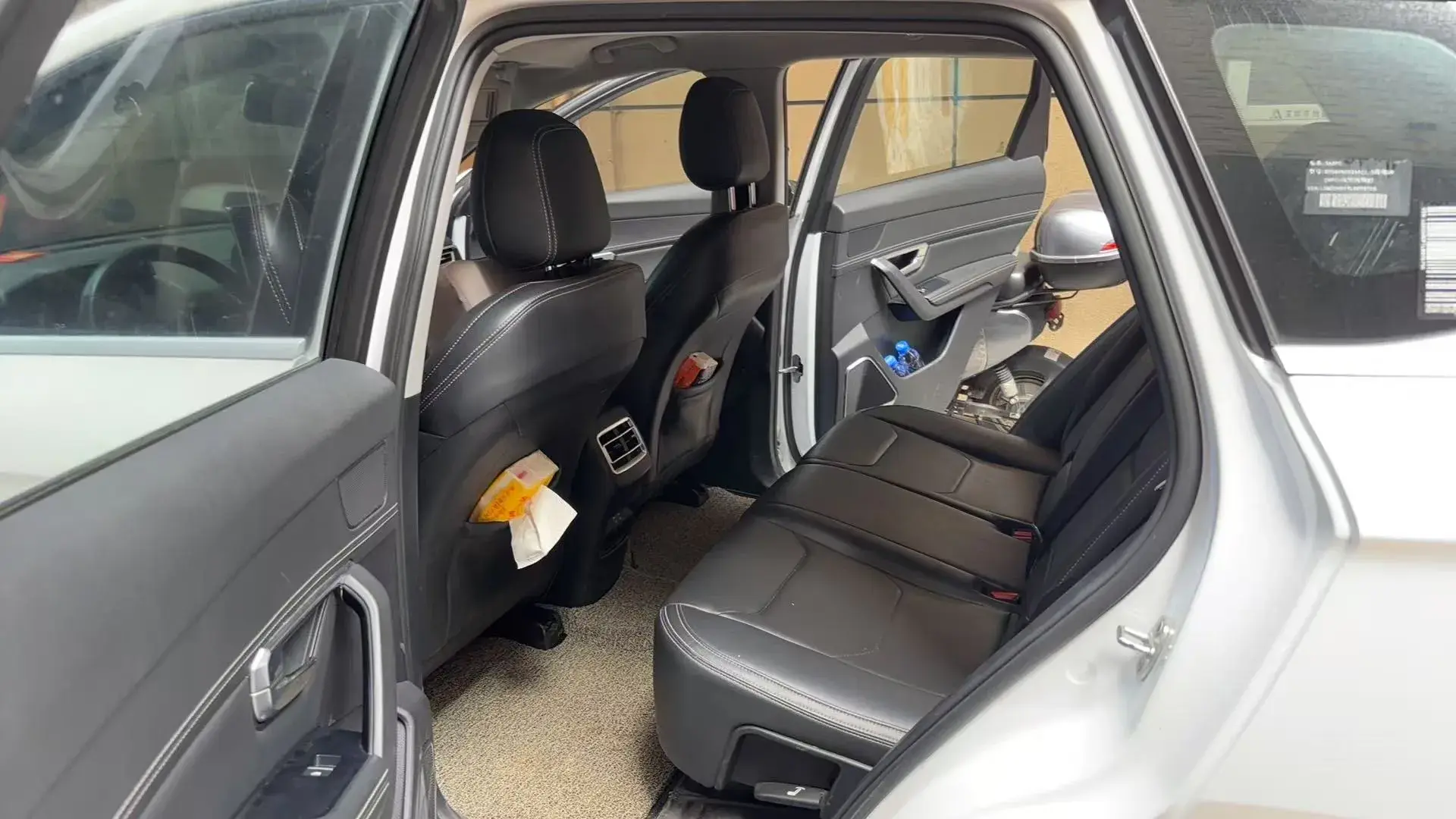 2019 BYD SONG thumbnail 3