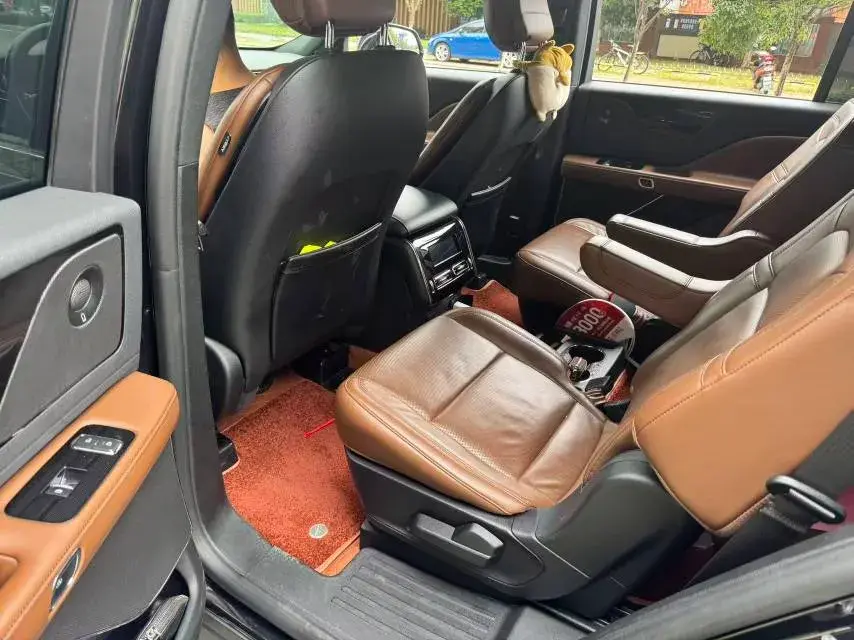 2021 LINCOLN AVIATOR thumbnail 3