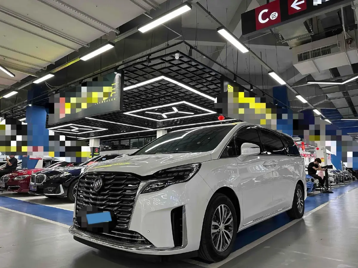 2023 Buick GL8 2.0T 237HP L4 9AT