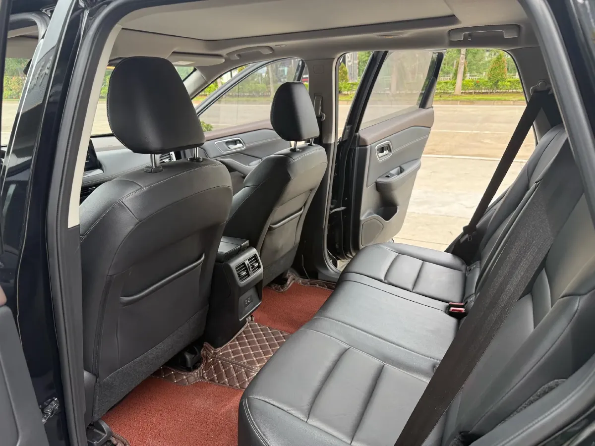 2021 Nissan X-Trail 1.5T 204HP L3 CVT,autocango,china used car exporter,china ev exporter,chinese used car exporter,chinese used ev exporter