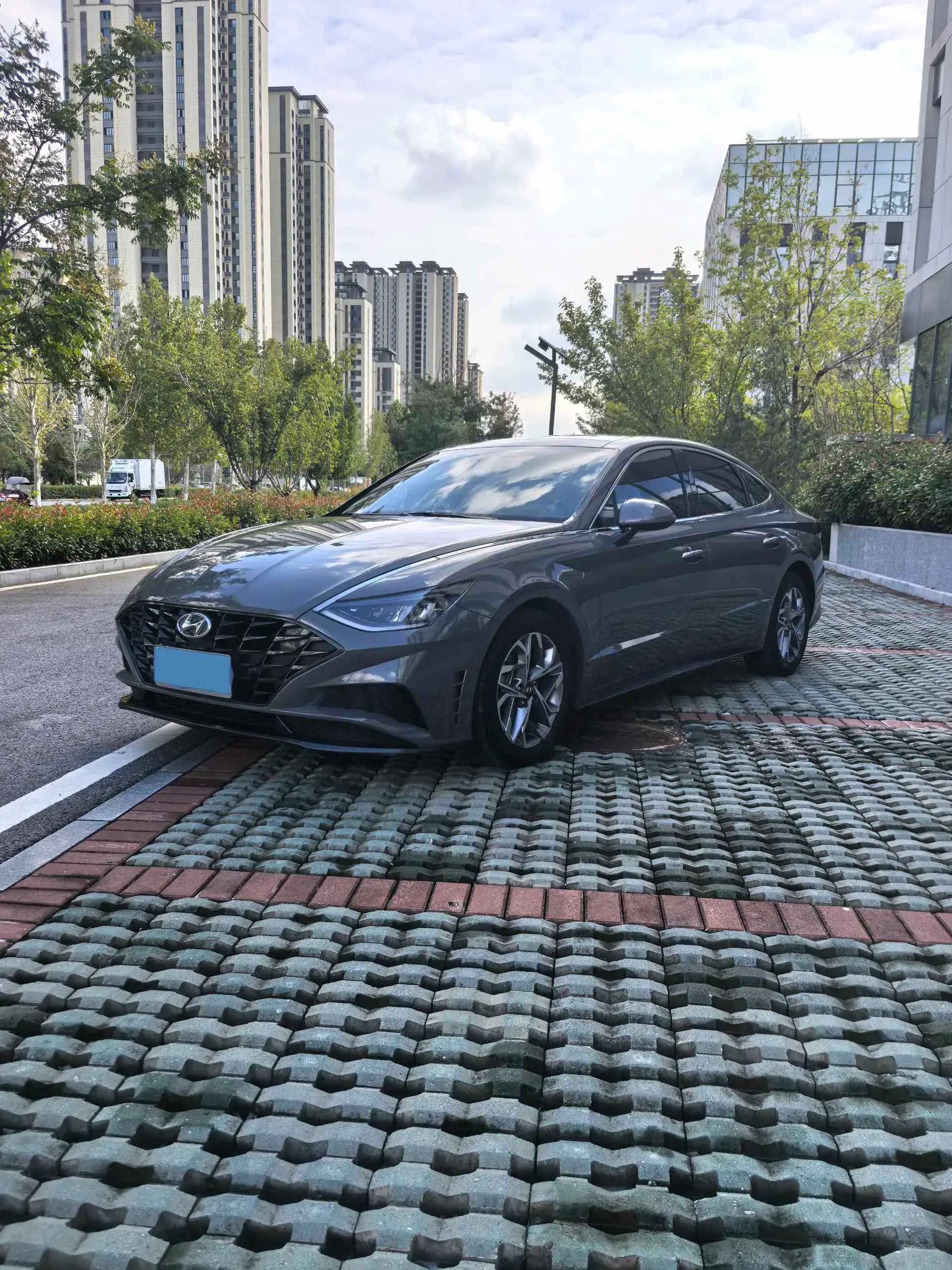 2020 HYUNDAI SONATA view 1