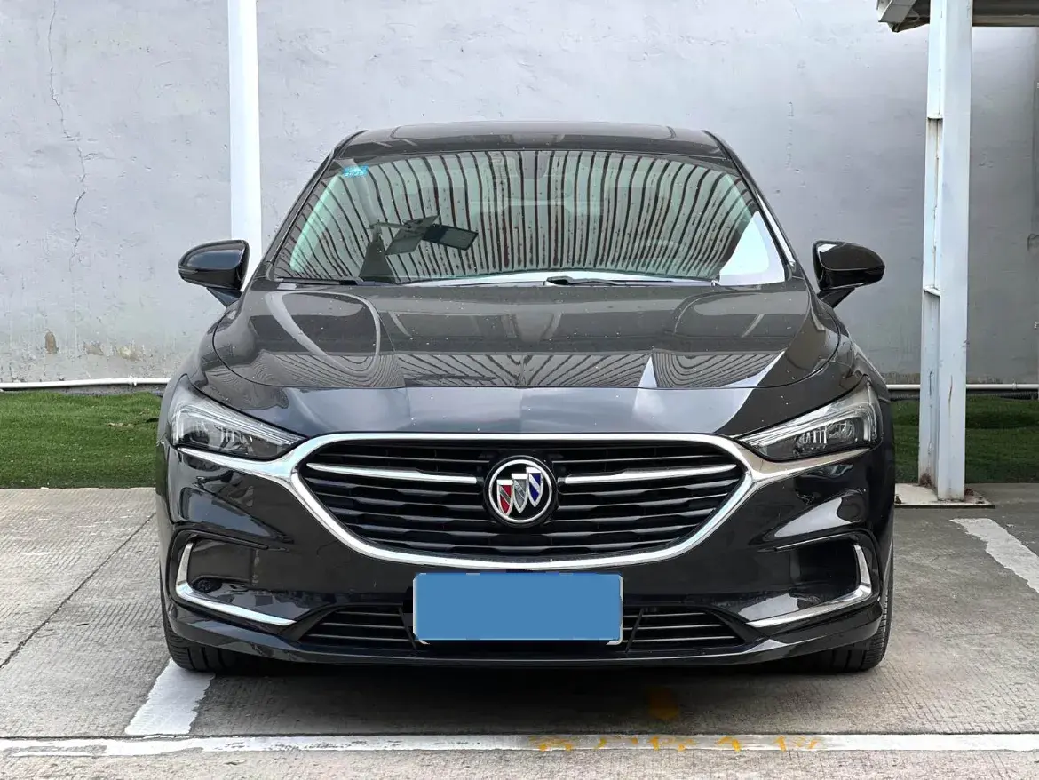 2022 BUICK LARCOSSE thumbnail 2