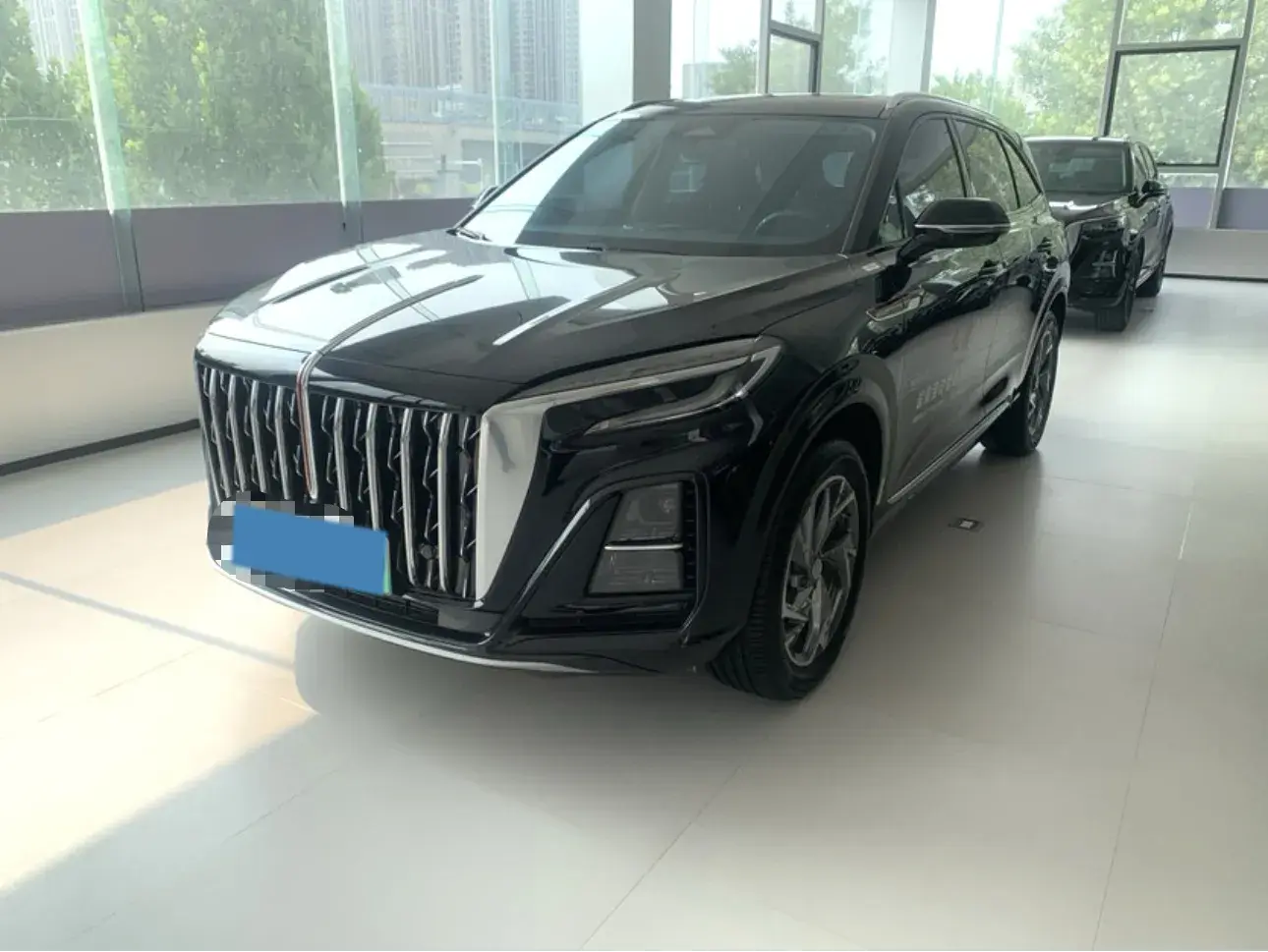 2024 HONGQI HS3 view 1