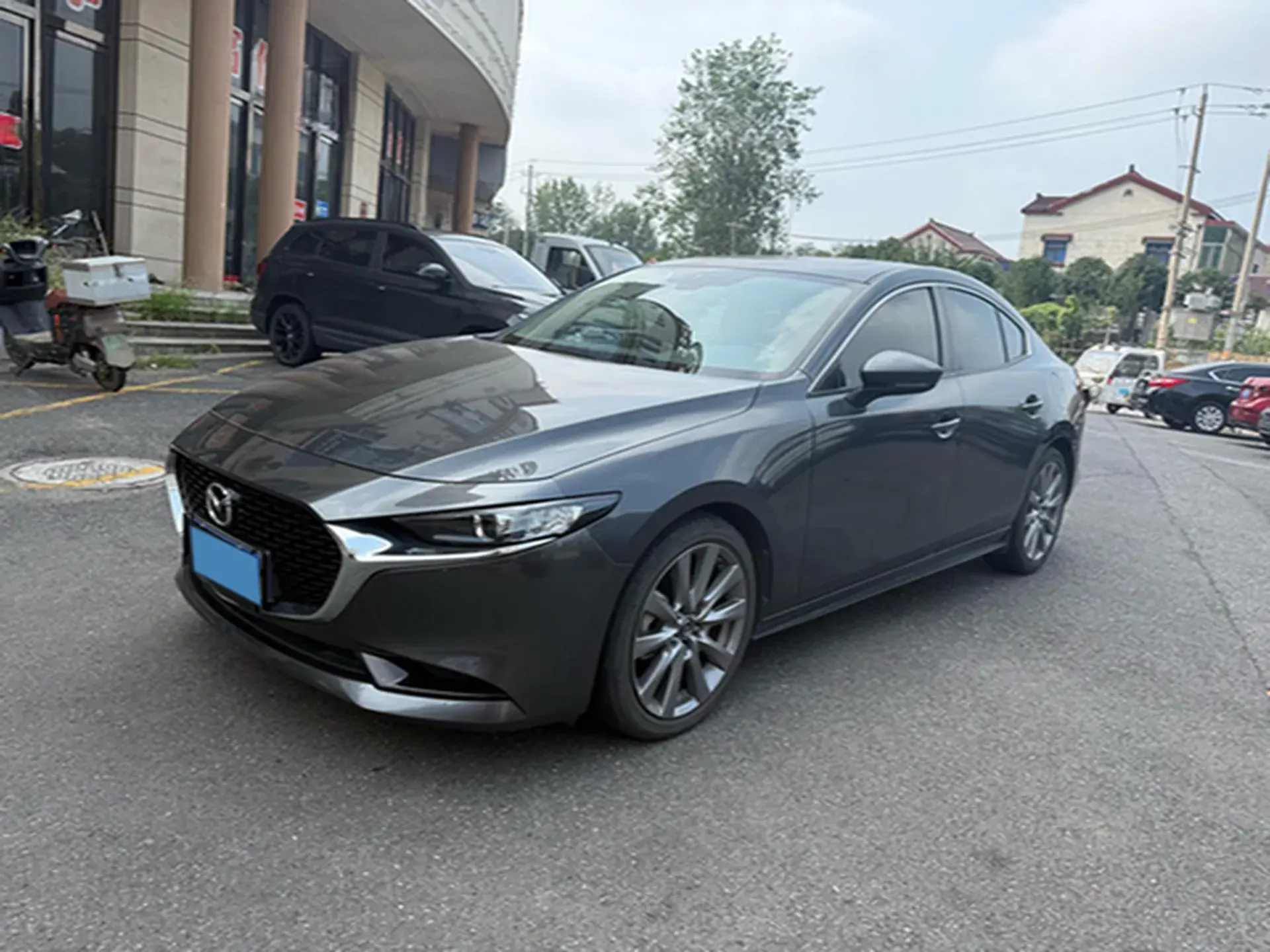 2020 MAZDA 3 view 1