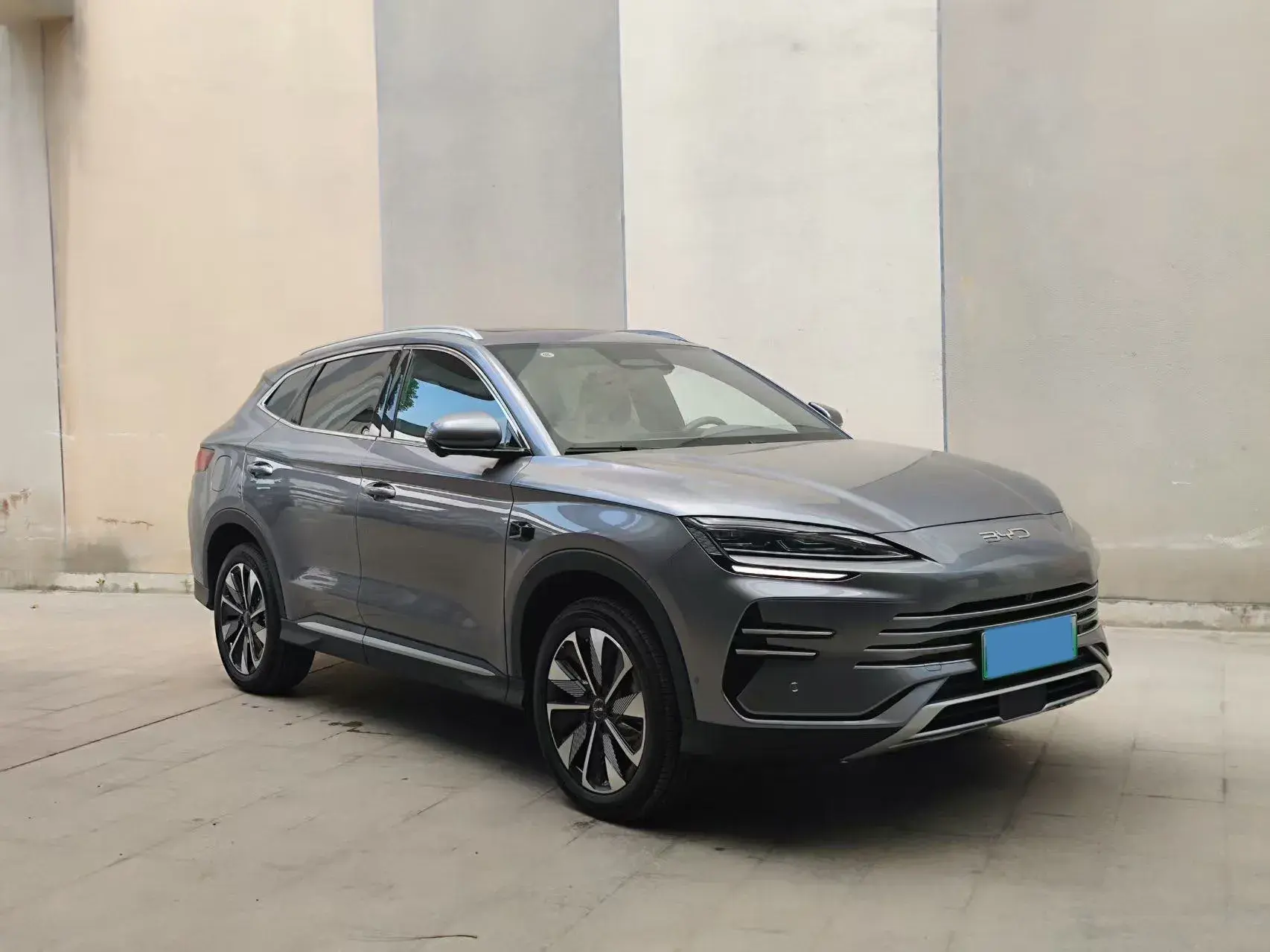 2025 BYD SONG thumbnail 3