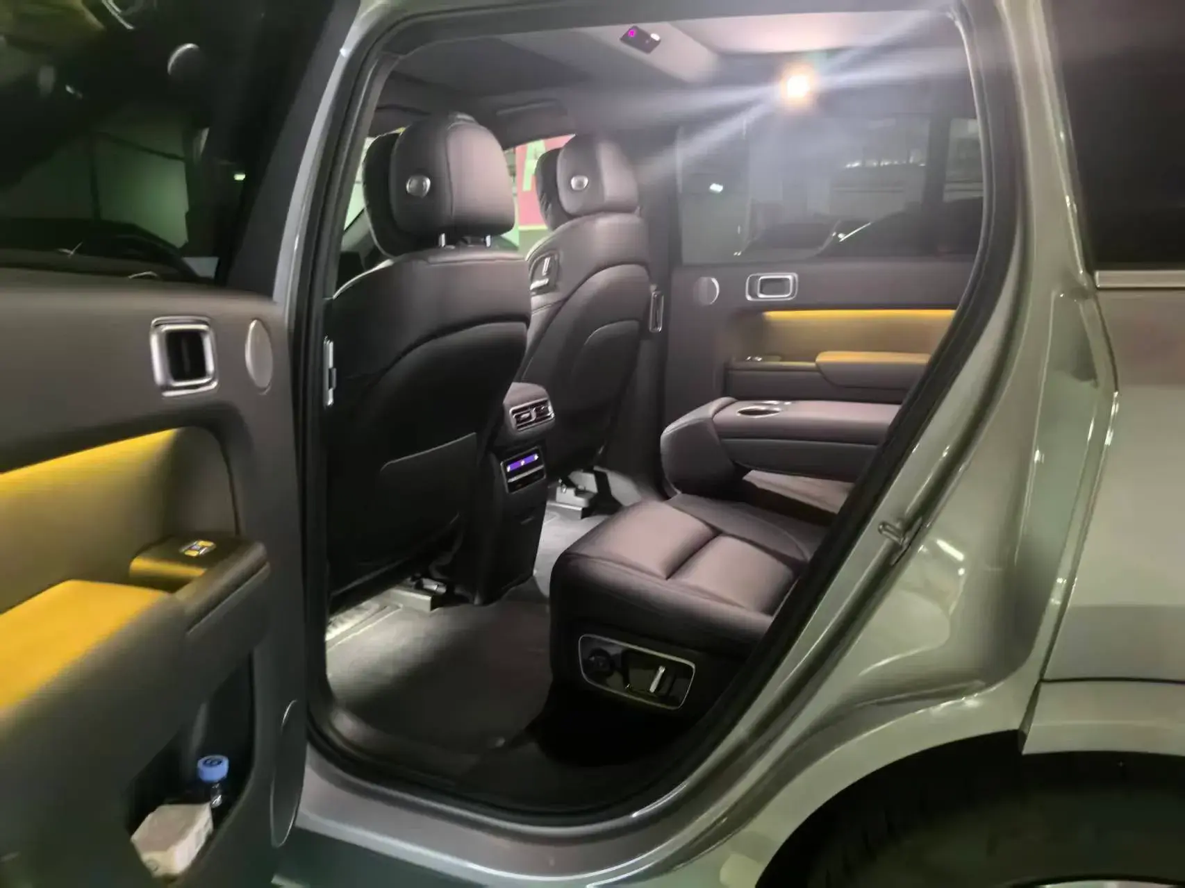 2023 LI L7 thumbnail 2