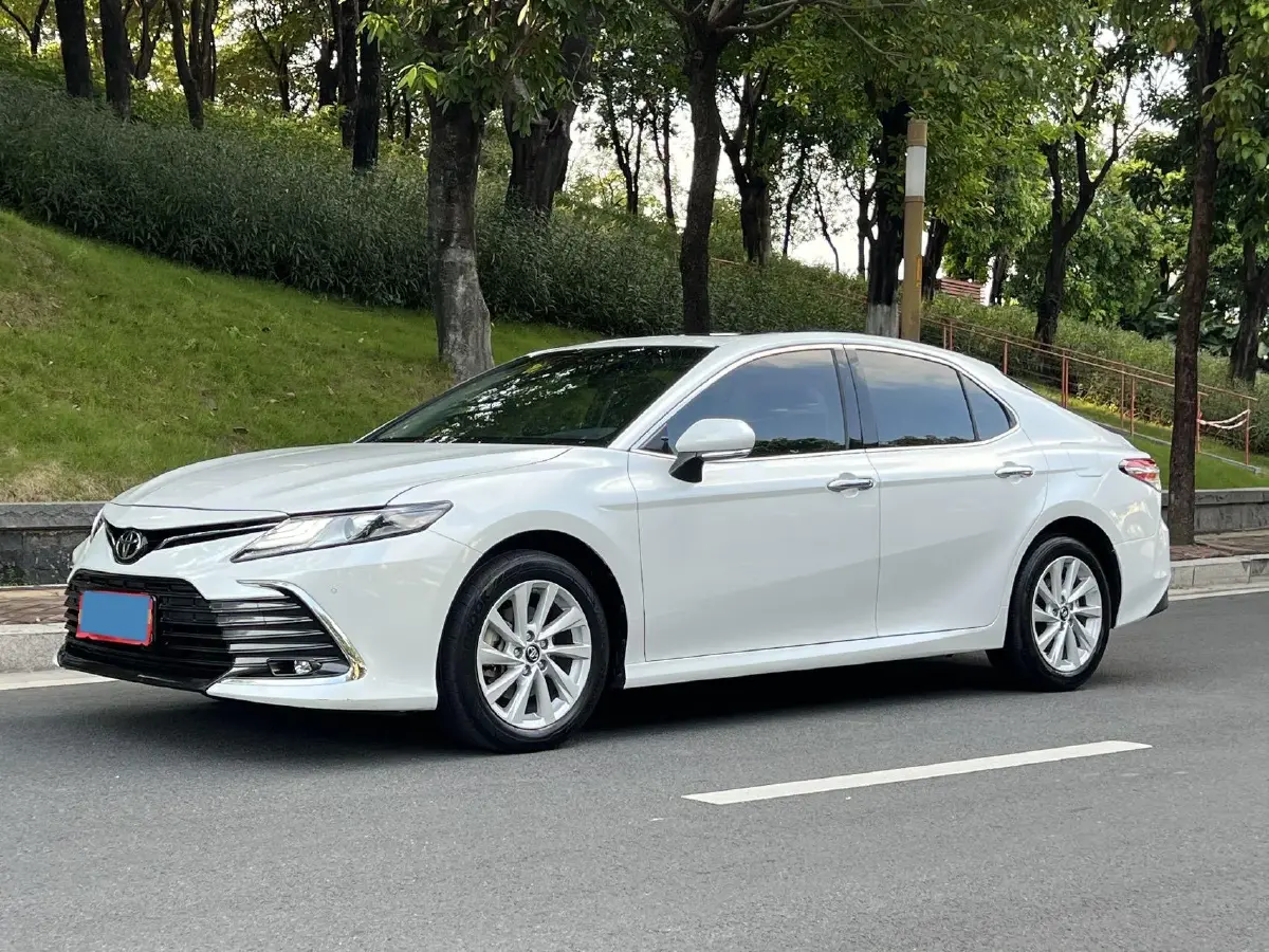 2021 Toyota Camry 2.0L 178HP L4 CVT