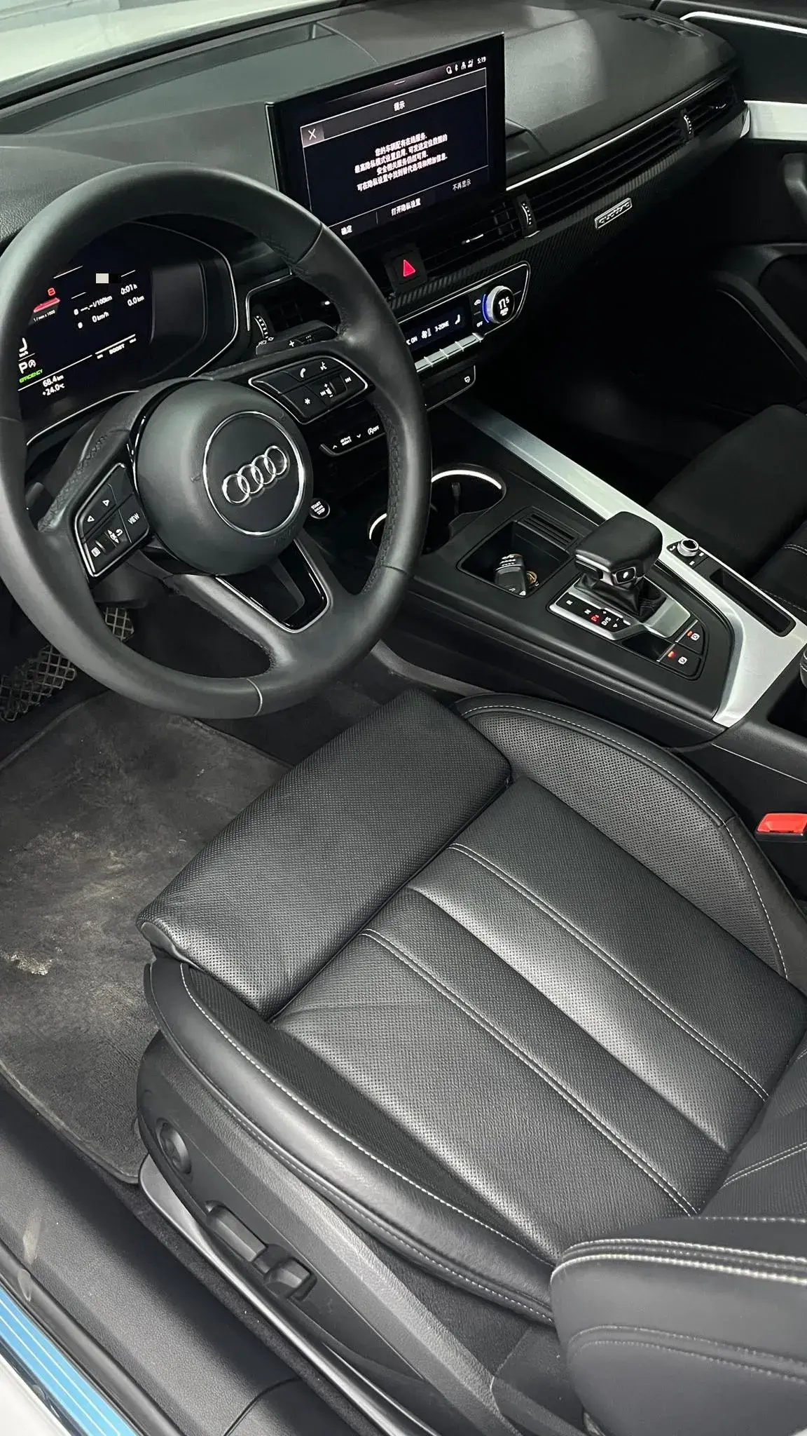 2023 AUDI A4L thumbnail 4