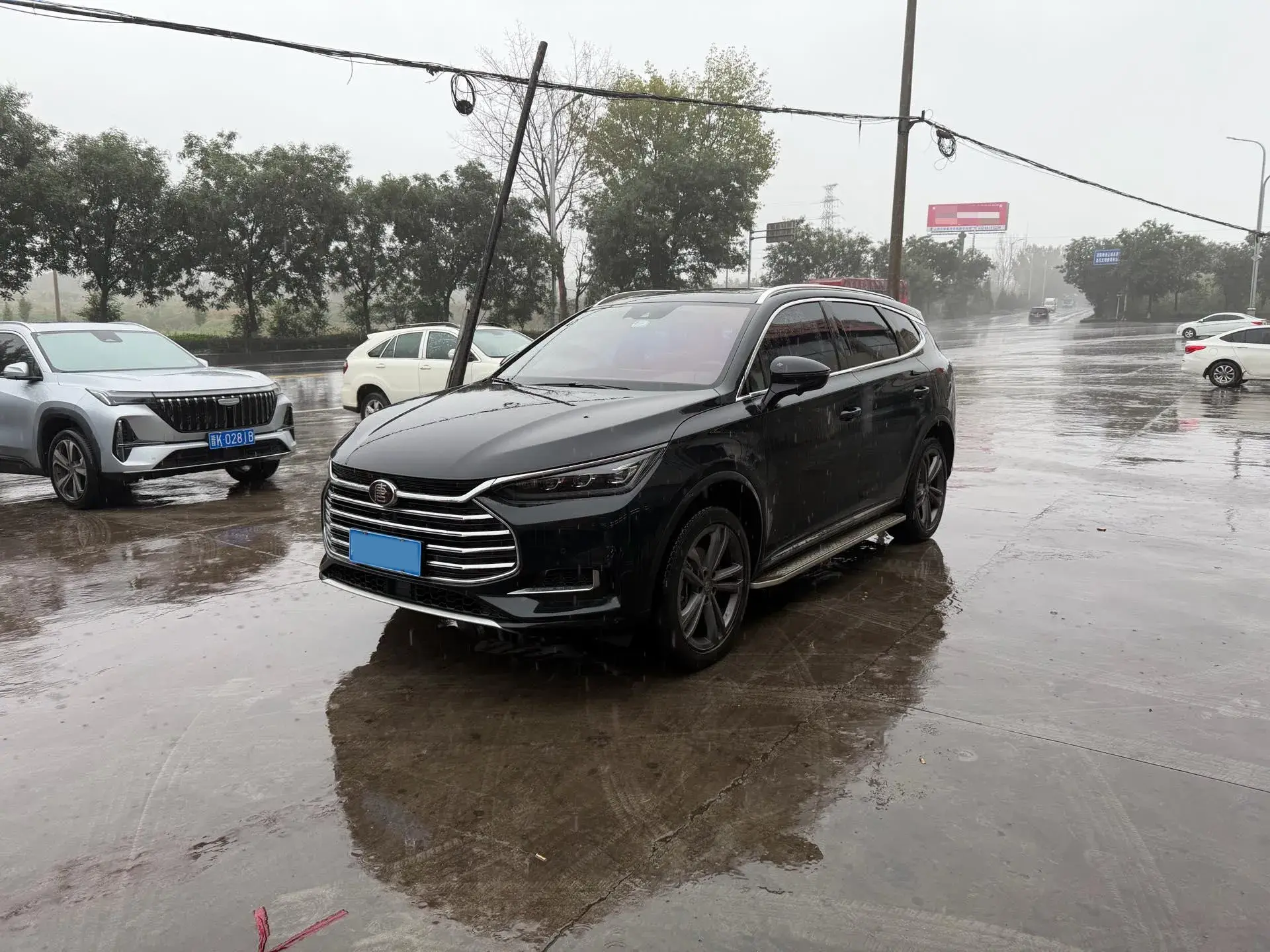 2021 BYD TANG view 1