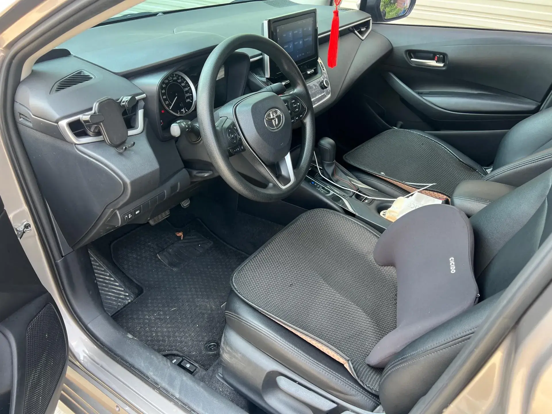 2021 TOYOTA COROLLA thumbnail 3