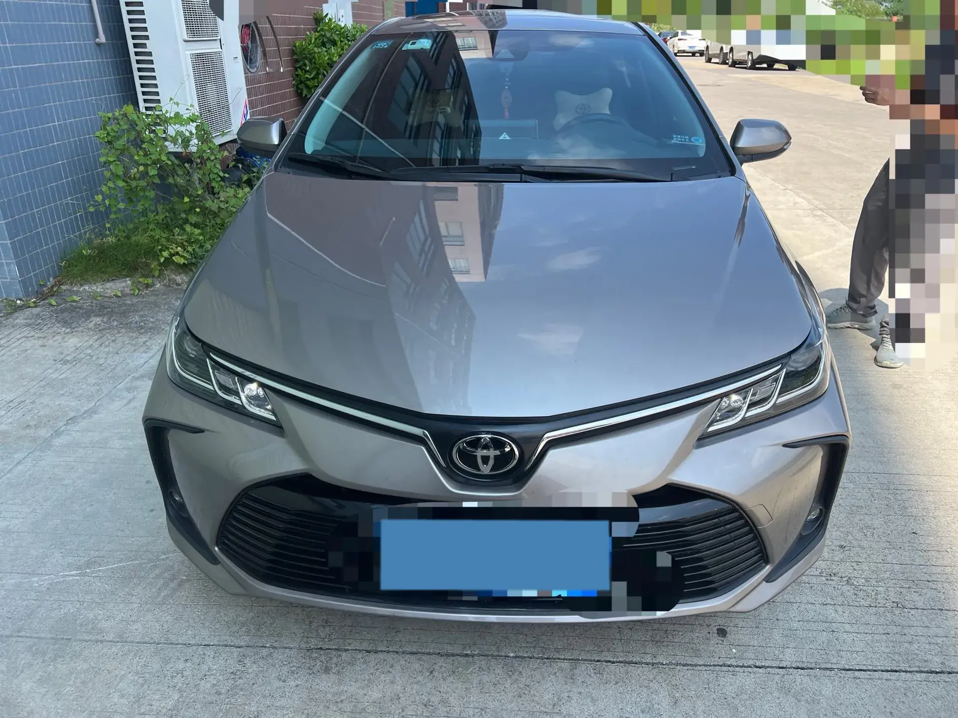 2021 TOYOTA COROLLA thumbnail 2
