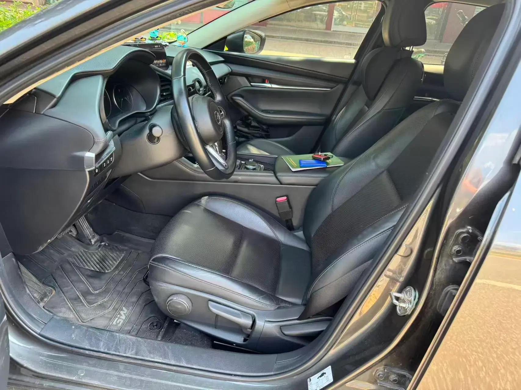 2020 MAZDA 3 thumbnail 4