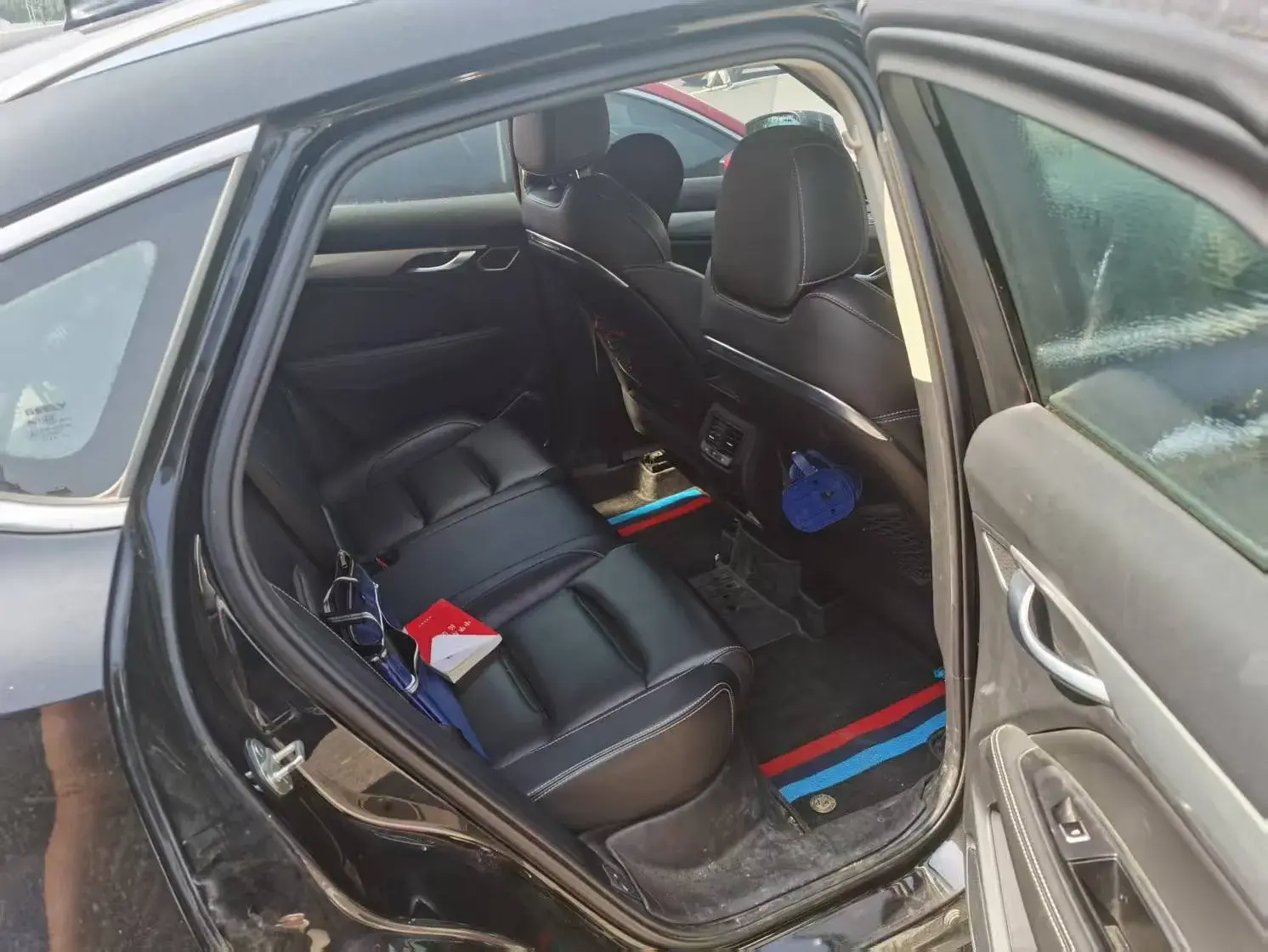 2019 GEELY TUGELLA thumbnail 3