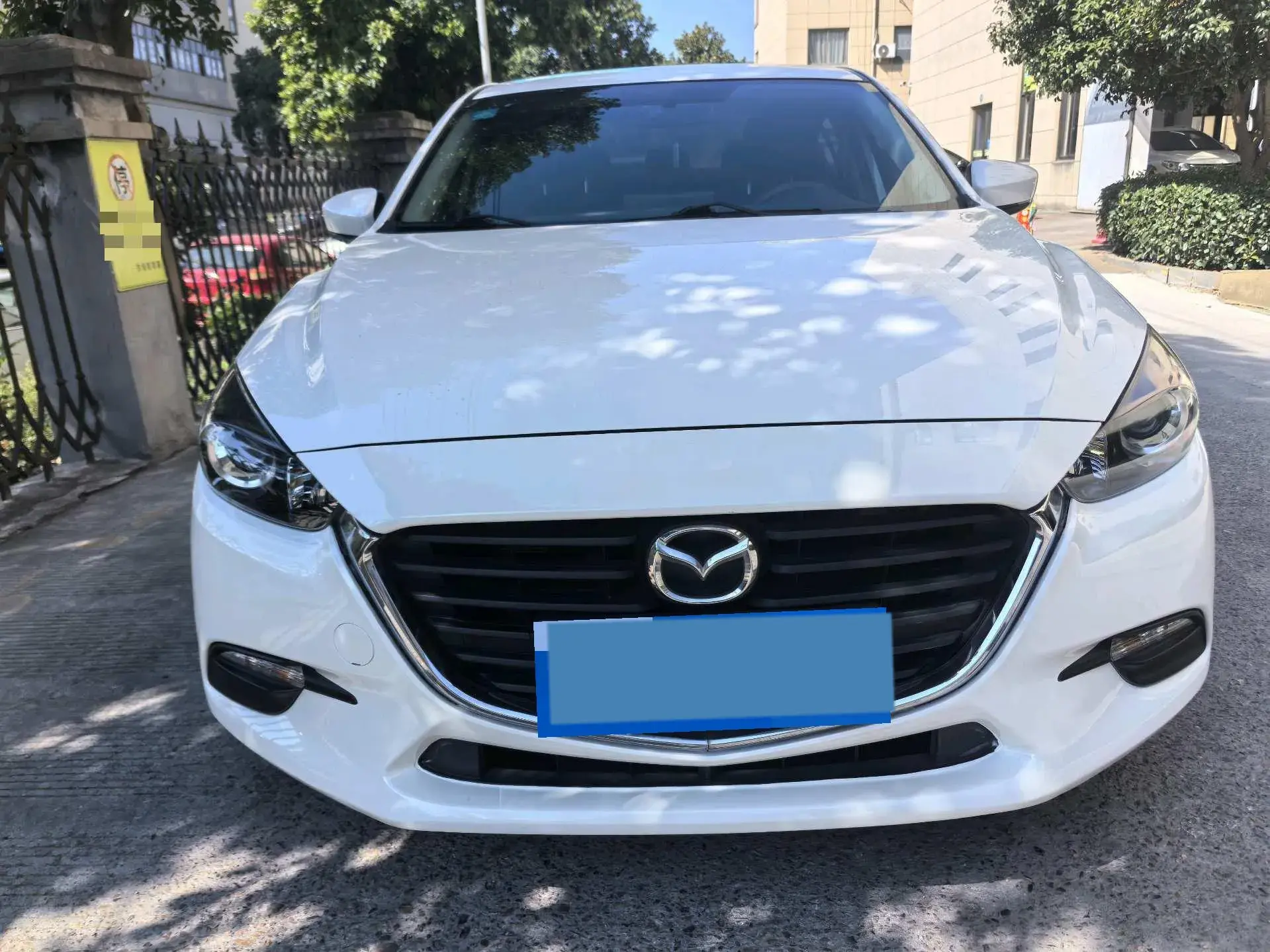 2017 MAZDA 3 thumbnail 3