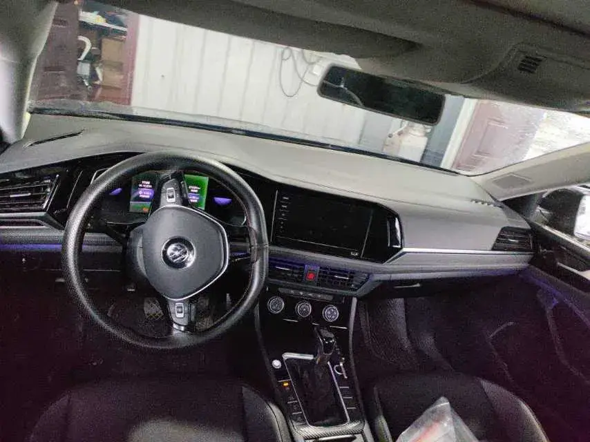 2021 VOLKSWAGEN SAGITAR thumbnail 3