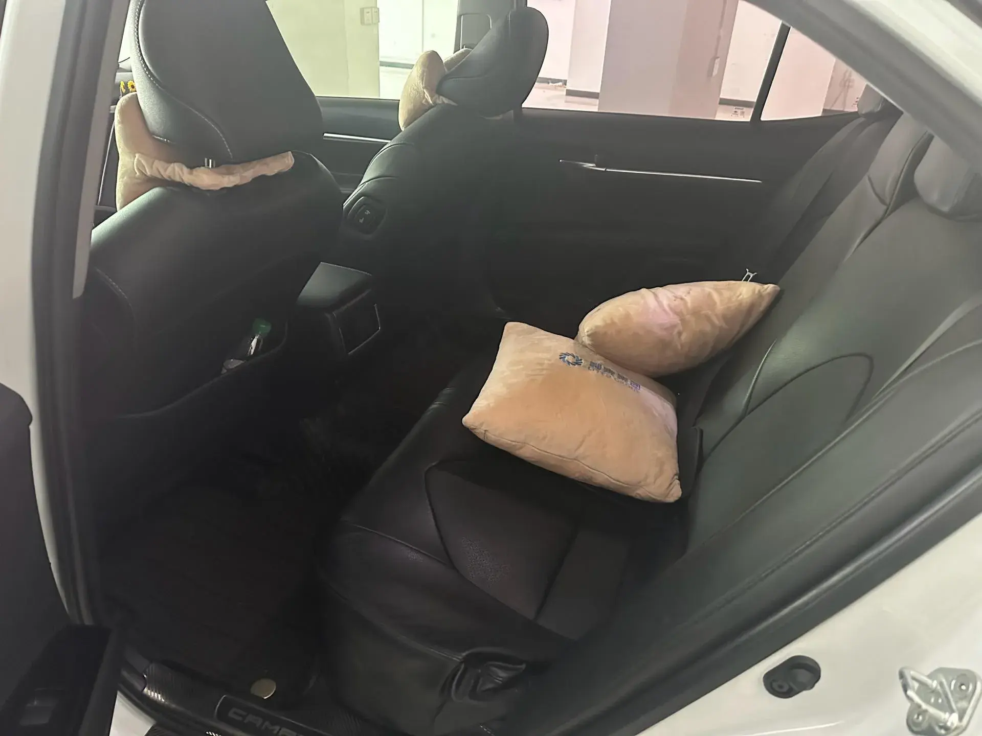 2021 TOYOTA CAMRY thumbnail 4