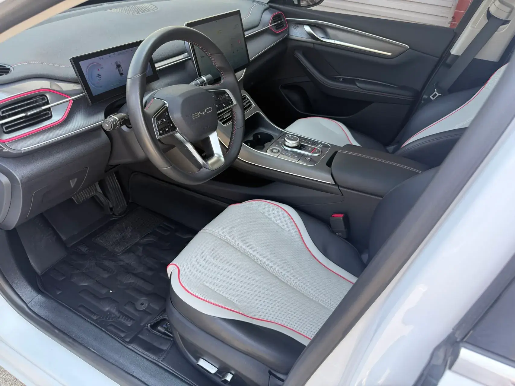 2022 BYD DESTROYER thumbnail 4