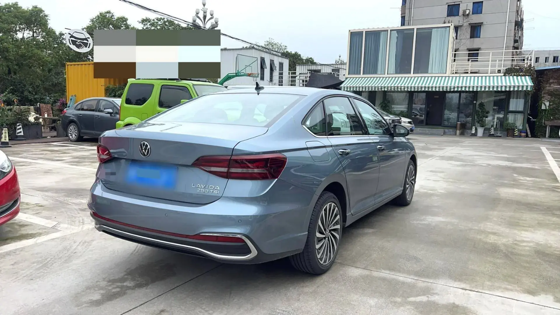 2023 VOLKSWAGEN LAVIDA thumbnail 2