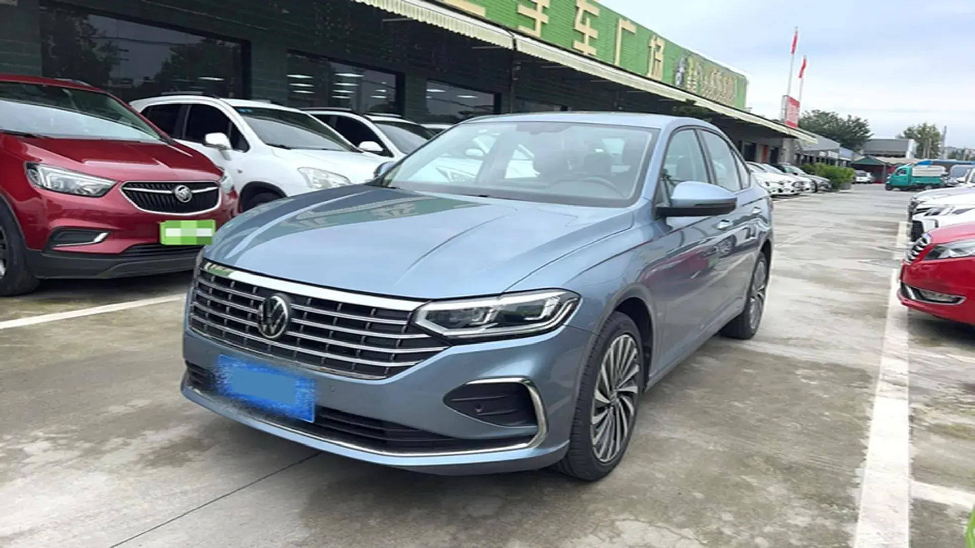 2023 VOLKSWAGEN LAVIDA view 1