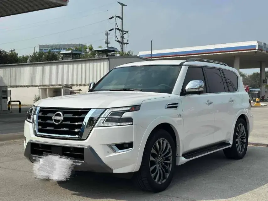 2023 Nissan Patrol 5.6L 400HP V8 7AT