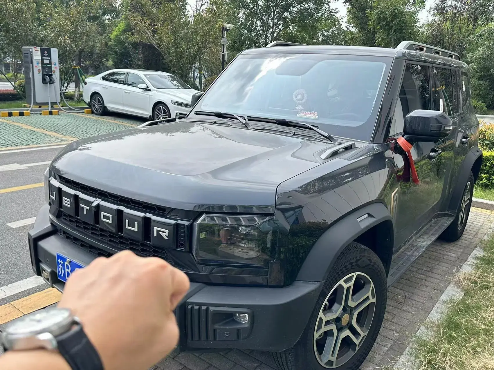 2025 JETOUR TRAVELLER view 1