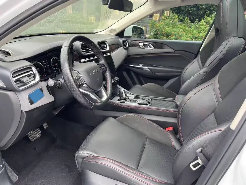 2020 LYNK&CO 02 thumbnail 4