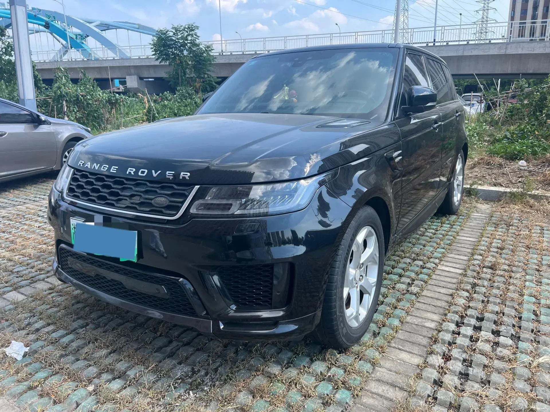 2018 LAND ROVER view 1