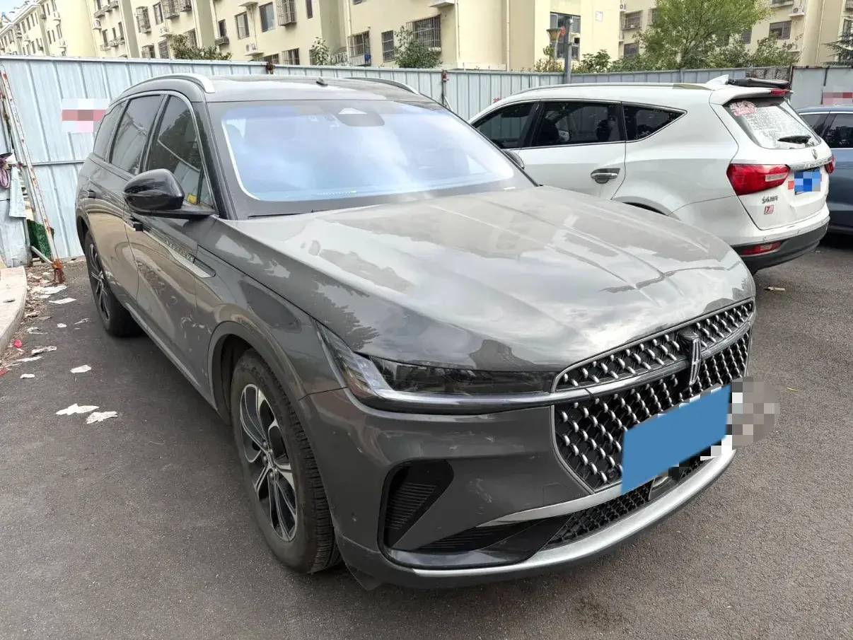 2023 LINCOLN NAUTILUS thumbnail 3