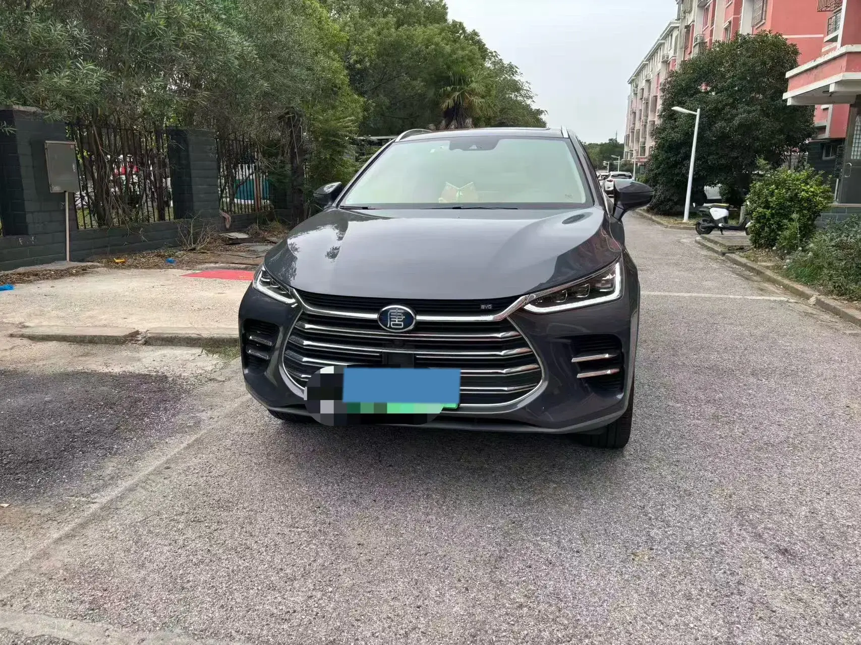 2019 BYD TANG thumbnail 2