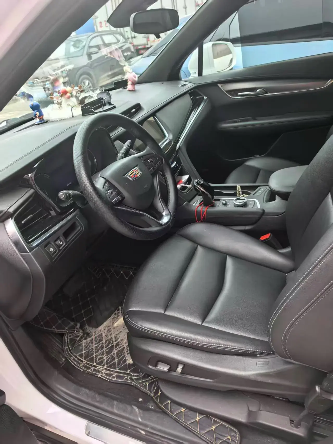 2021 CADILLAC XT6 thumbnail 3