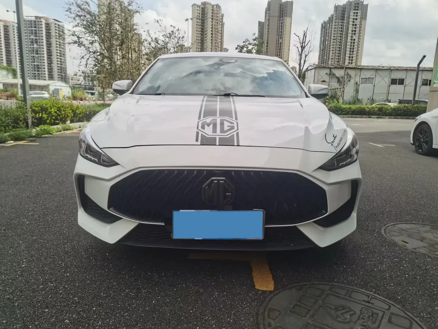 2022 MG 5 thumbnail 2