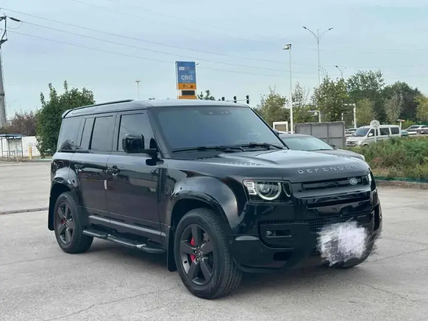 2023 LAND ROVER thumbnail 2