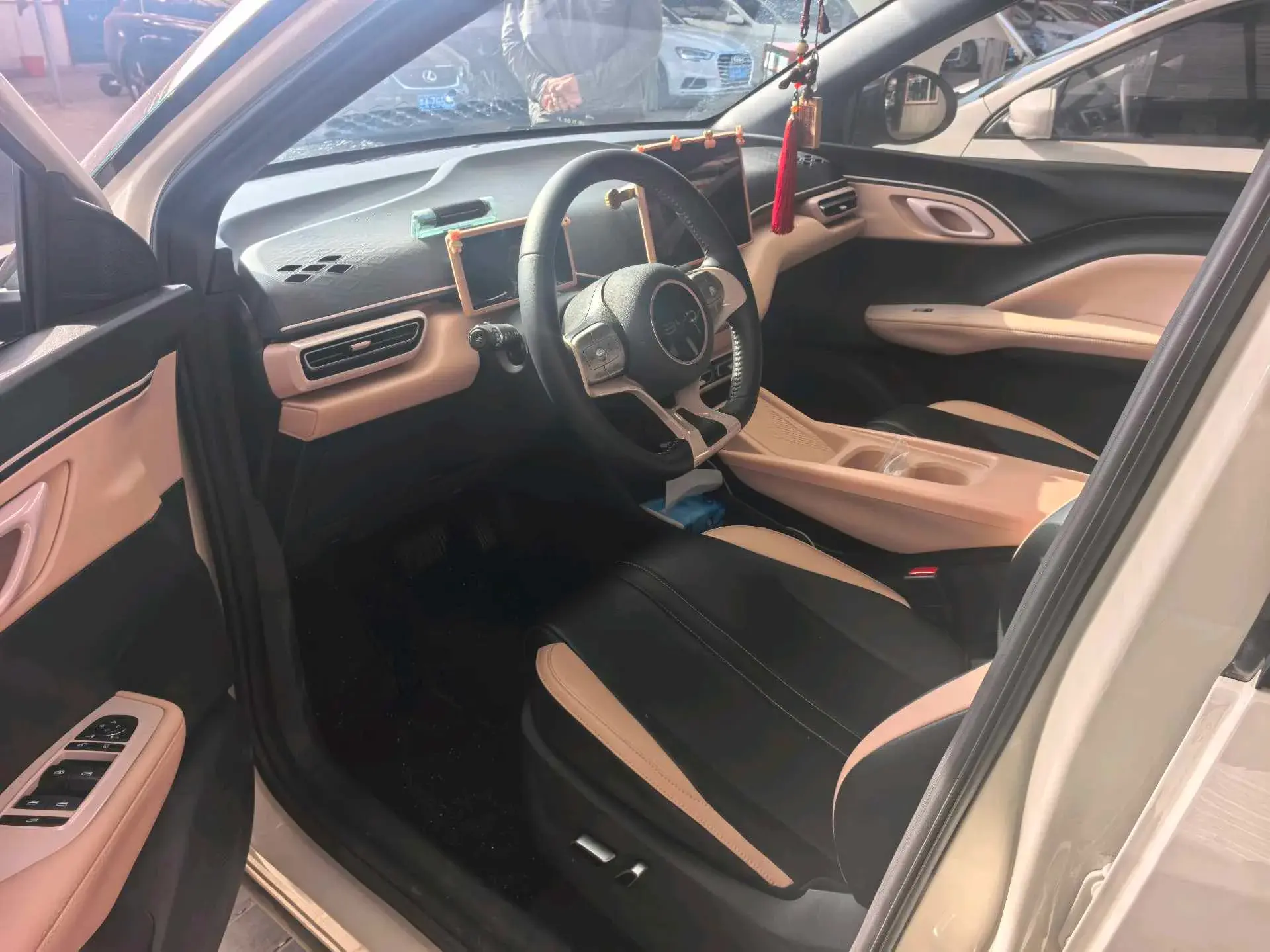 2024 BYD SEAGULL thumbnail 3