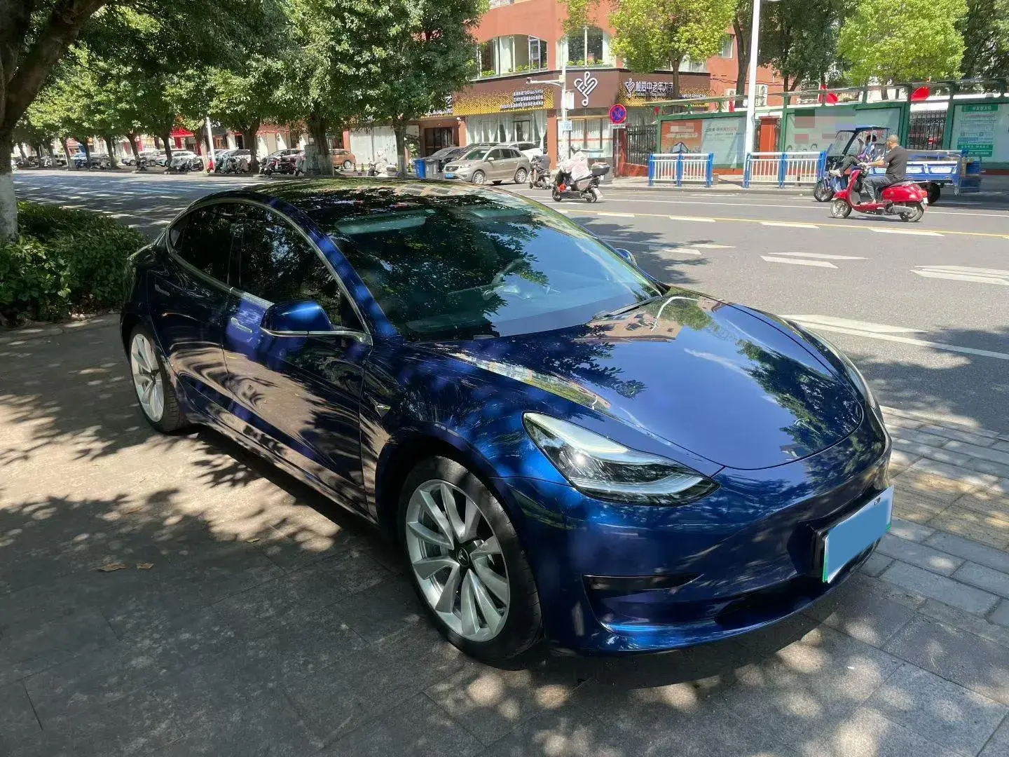 2020 TESLA MODEL thumbnail 3