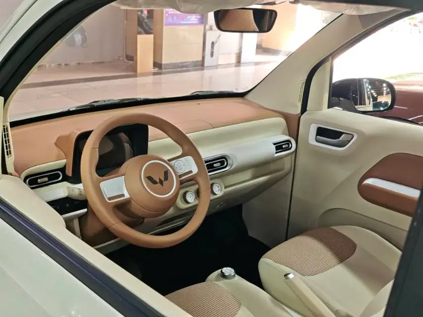 2024 WULING HONGGUANG thumbnail 3