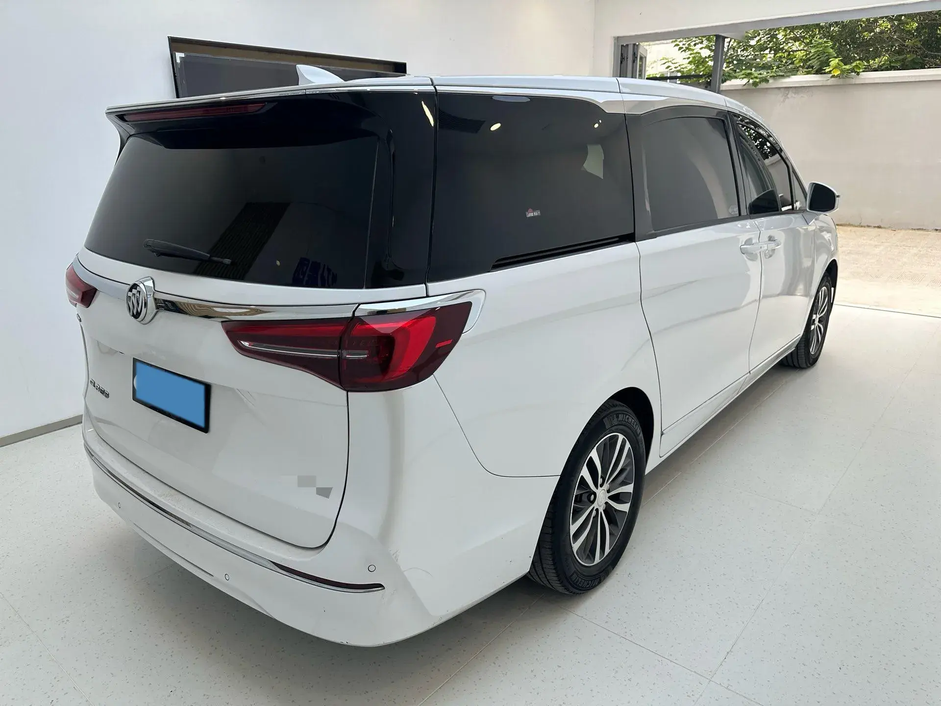 2021 BUICK GL8 thumbnail 3