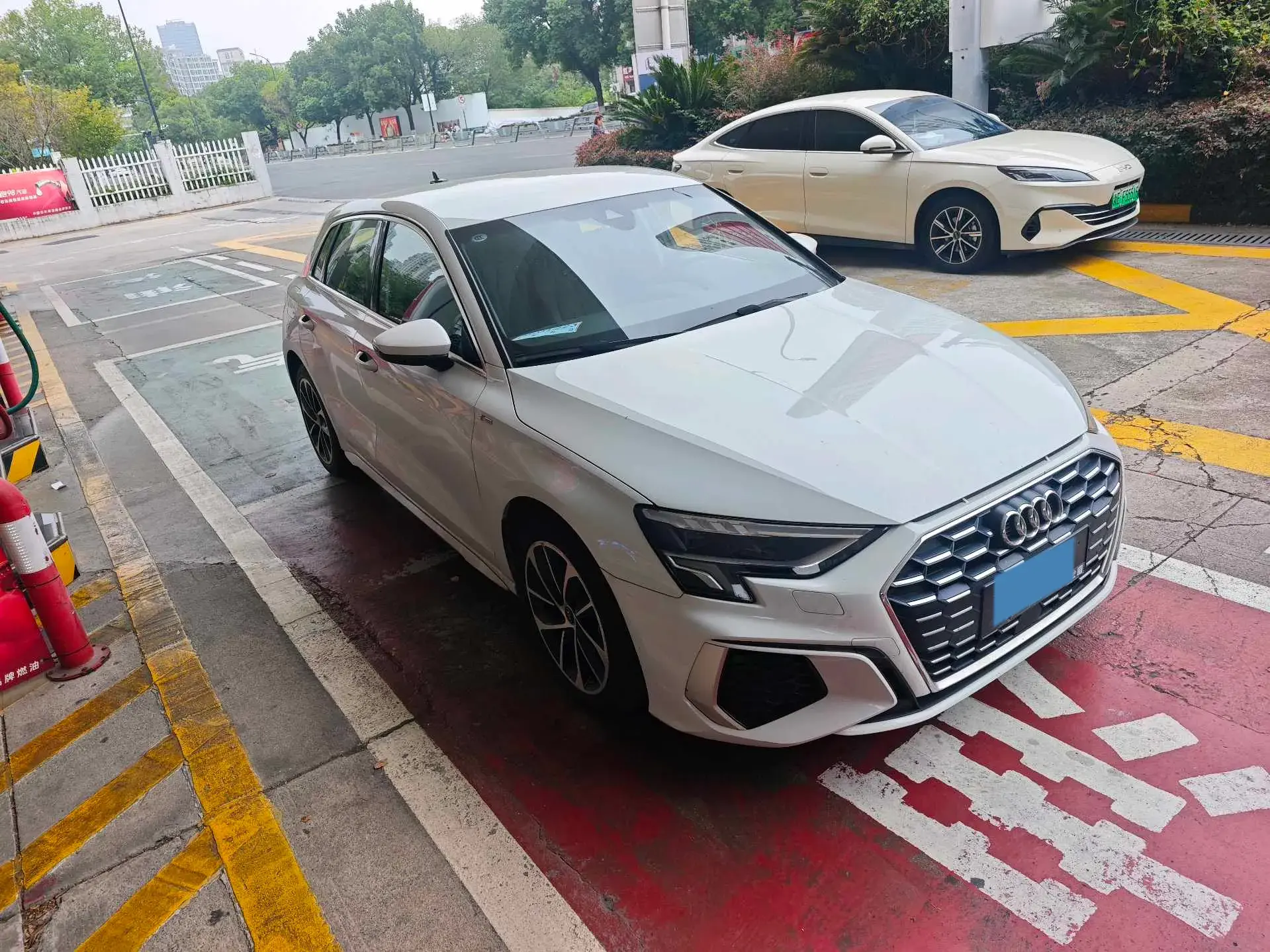 2023 AUDI A3 thumbnail 2