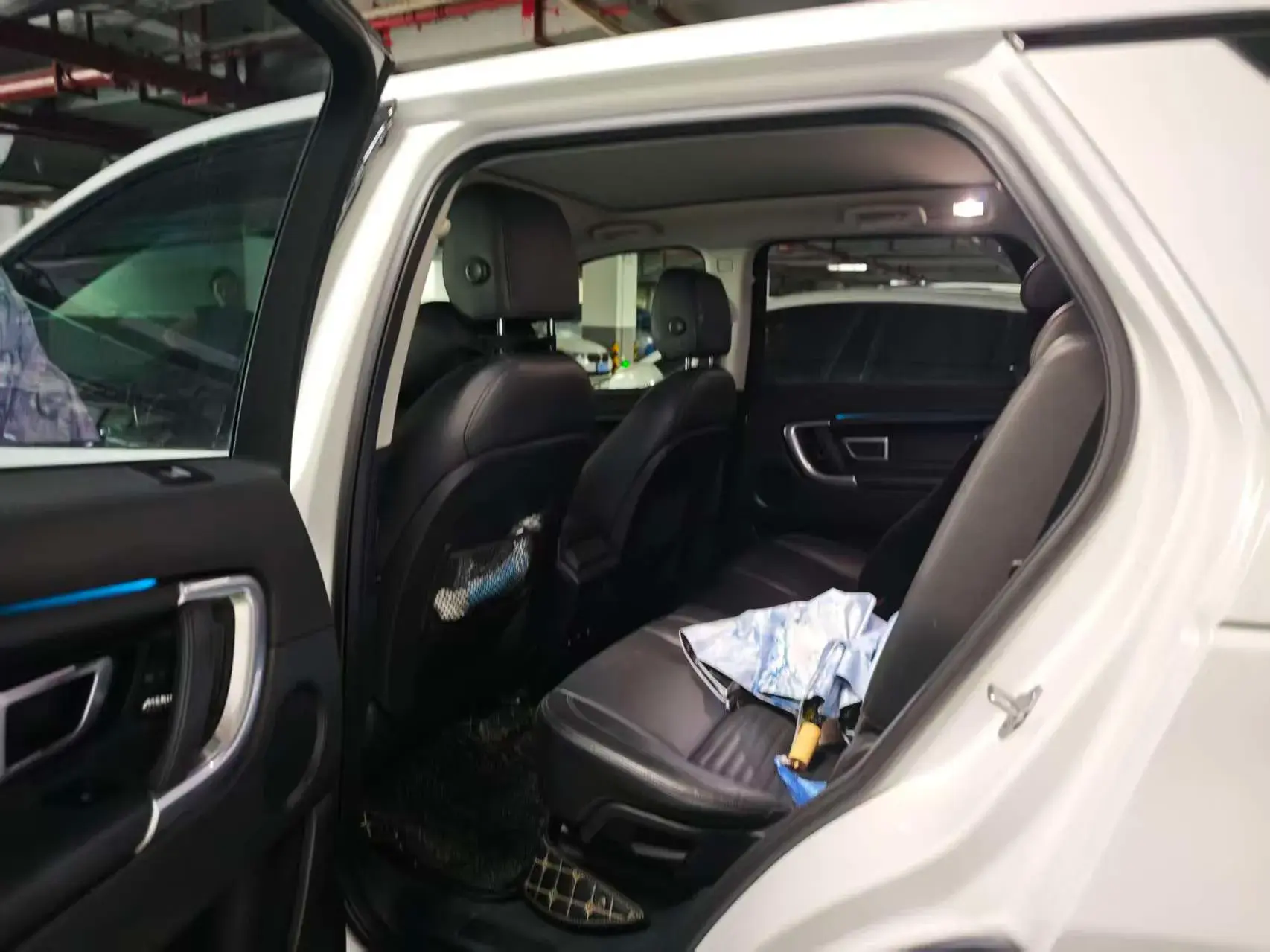 2018 LAND ROVER thumbnail 3