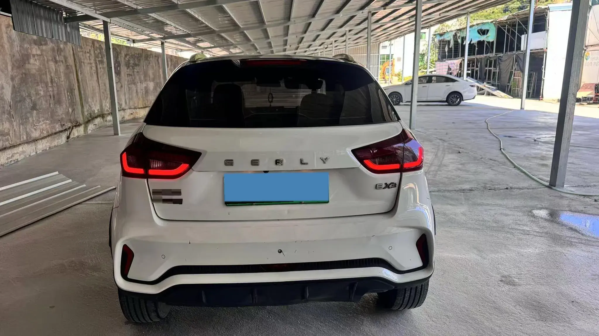 2021 GEOMETRY EX3 thumbnail 4