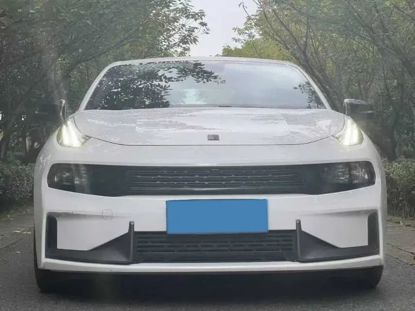 2021 LYNK&CO 03 thumbnail 4