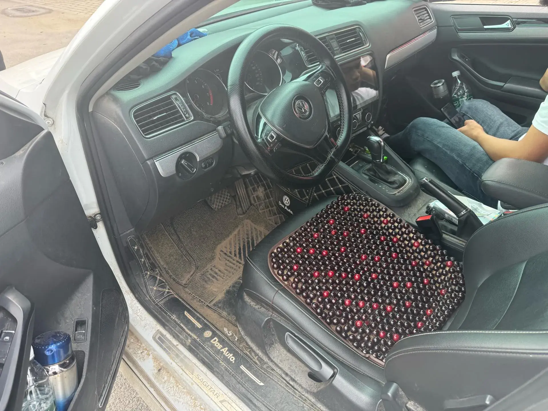 2018 VOLKSWAGEN SAGITAR thumbnail 2