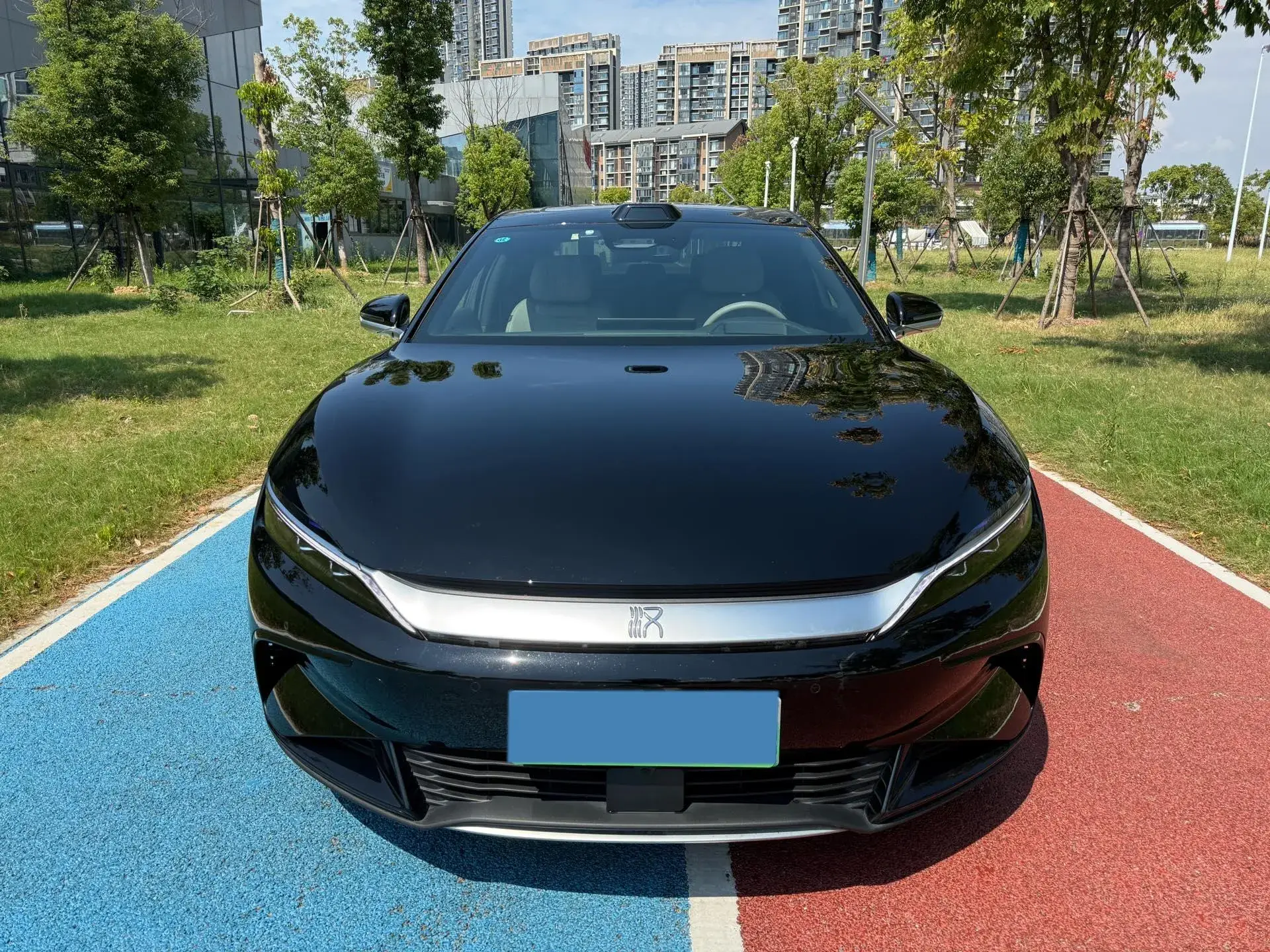 2025 BYD HAN thumbnail 2