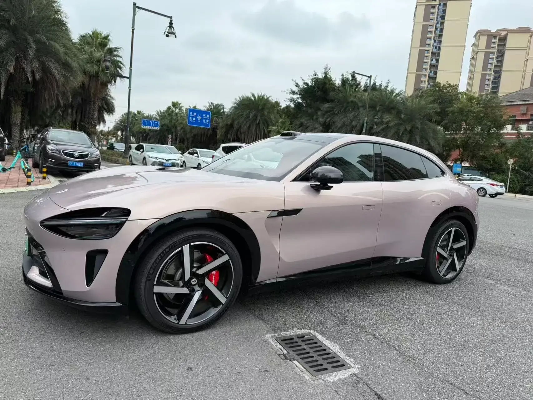 2025 MI YU7 thumbnail 2