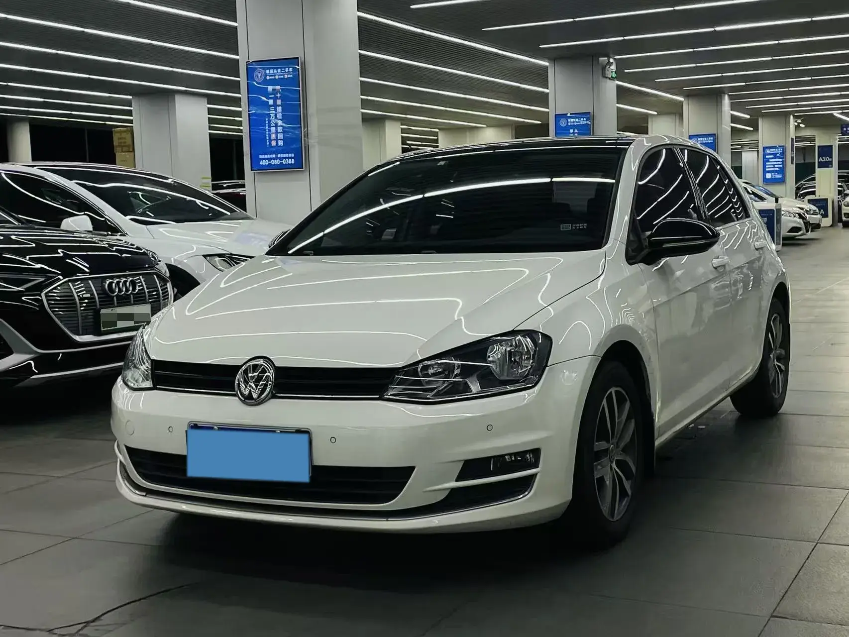 2017 VOLKSWAGEN GOLF view 1