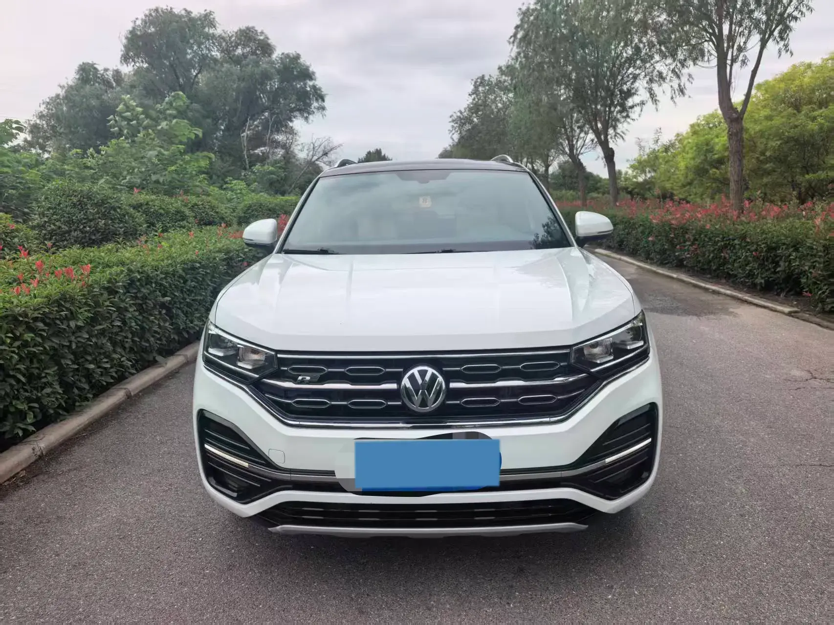 2020 VOLKSWAGEN TAYRON thumbnail 2