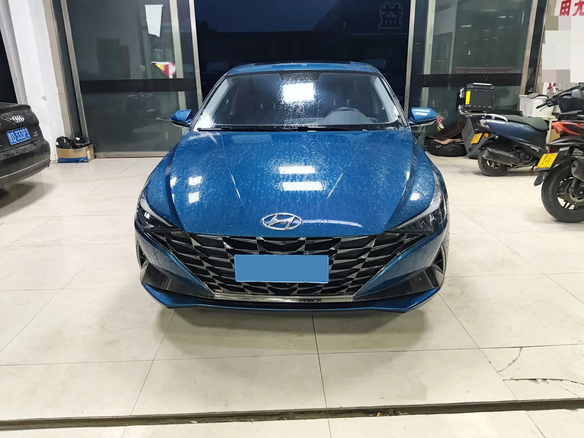 2022 HYUNDAI ELANTRA thumbnail 2