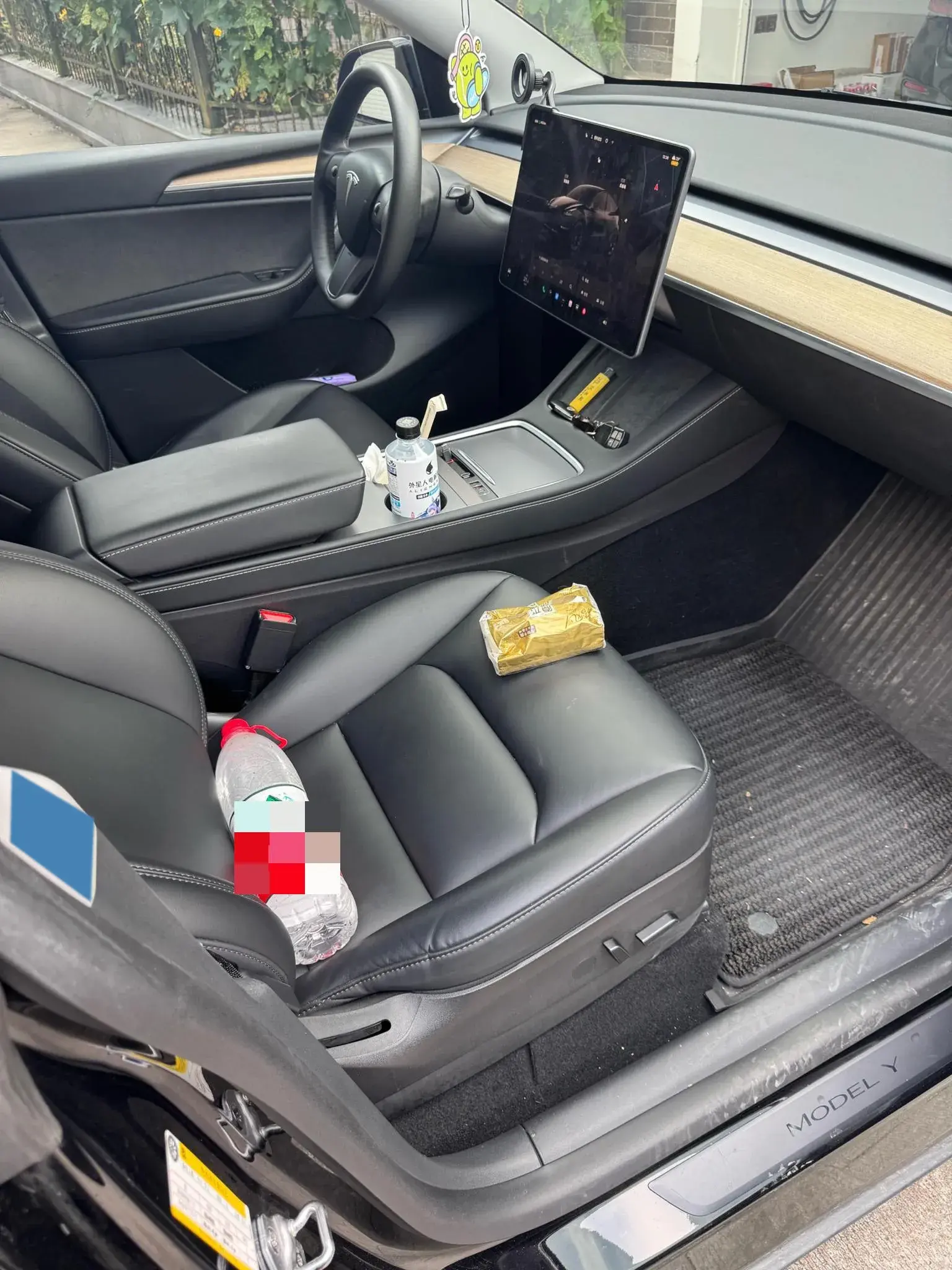 2022 TESLA MODEL thumbnail 2